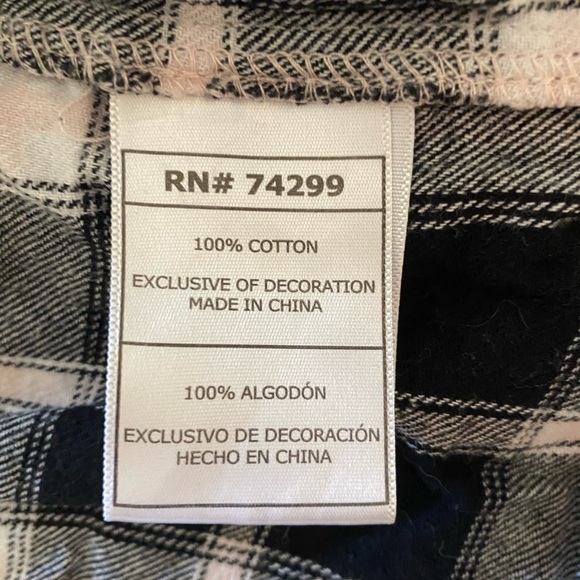 Tractr button down flannel - Picture 5 of 6